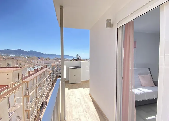 Centro Life Seaview Casasol Нерха