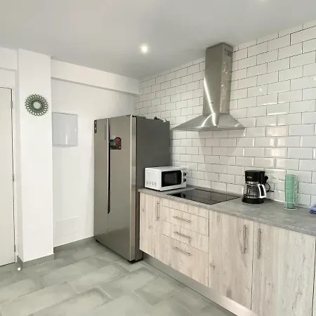 Апартаменти Centro Life Seaview Casasol *