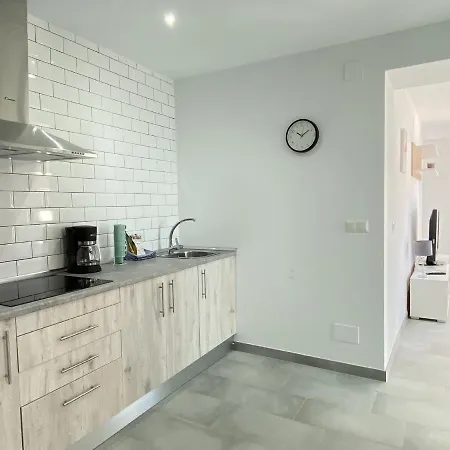 Апартаменти Centro Life Seaview Casasol