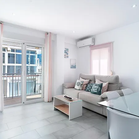 Centro Life Seaview Casasol Апартаменти *
